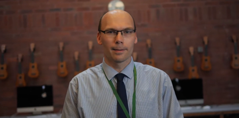 Gwneud y Cymhleth yn Syml: Trawsnewid Addysg Mathemateg